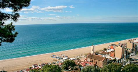 playa de montgat norte|Playa de Montgat Norte, Spanien